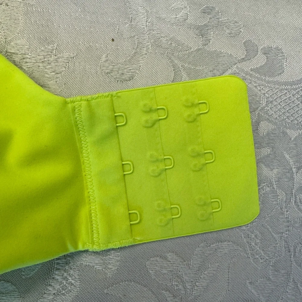 Skims 46DDD Bra Seamless T Shirt Underwire Neon‎ Green Highlighter Rare - Picture 5 of 9
